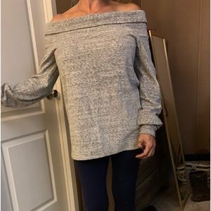 LOFT Ann Taylor Women's Sweater Top Velour Off-Shoulder Gray exc cond Small